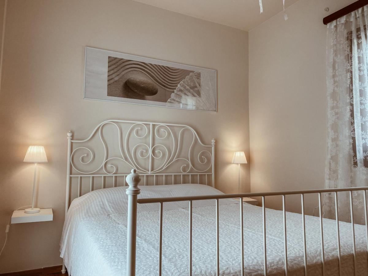 Luxury 3Br Sunrise Villa , Seaside Gyrismata Skyros Ngoại thất bức ảnh